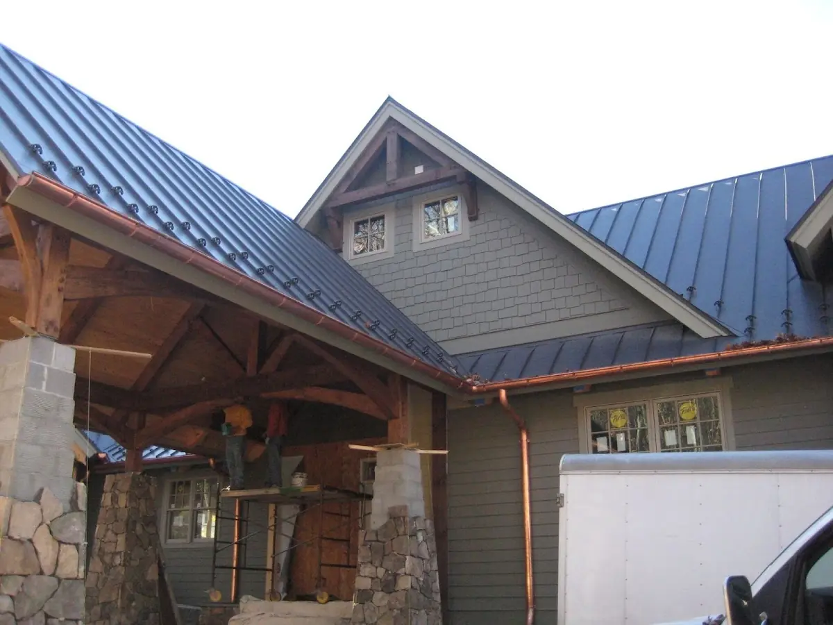 Craftsman Roofing team delivering quality roofing work in Hiddencreek